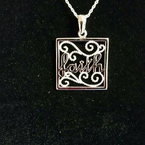 Beautiful 925 Sterling Silver necklace and pendant